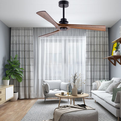 Ventilador de techo de madera de 3 cuchillas decorado con luz y control remoto