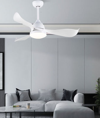 Ventilador de techo de baño de 42 pulgadas con luz y cuchillas ABS