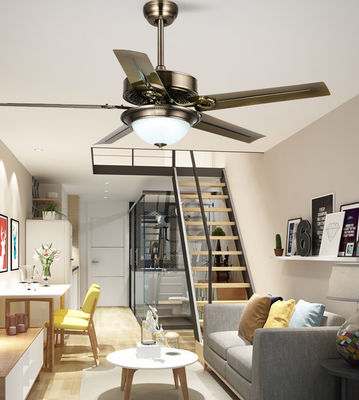 Ventilador de techo moderno de estilo europeo con luz LED Villa AC DC 5 cuchillas de hierro