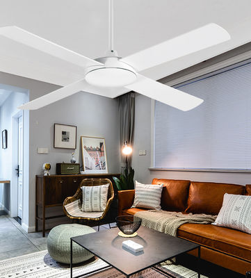 4 cuchillas de madera contrachapada ventilador de techo de 52 pulgadas con luz y control remoto