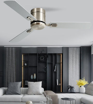 Ventilador de techo colgante de 52 pulgadas con ventilador de techo de 3 cuchillas blanco claro