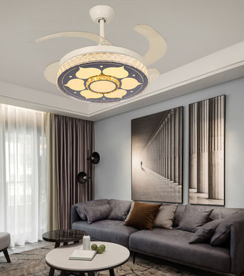 Ventilador silencioso de techo plegable con luz de 42 pulgadas con cuchillas plegables